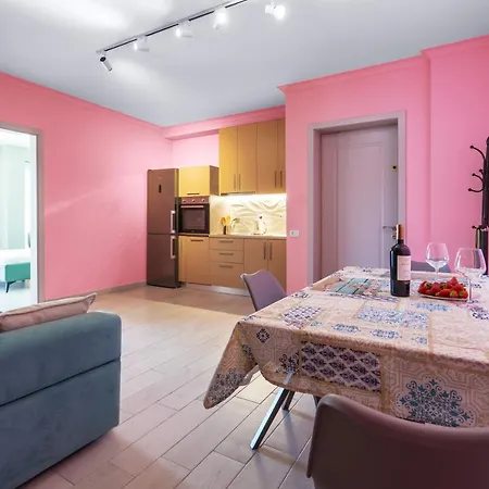 Marshmallow Apartment Vlore